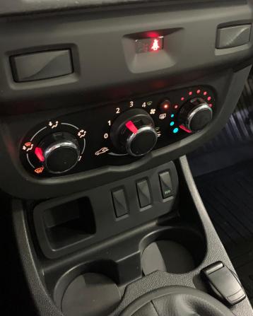 Renault Duster I Рестайлинг с пробегом 2019 года, цена 1 090 000 рублей, 84489 км, внедорожник, Автокод Объявления