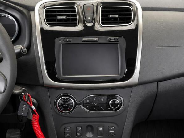 Renault Sandero II с пробегом 2014 года, цена 877 000 рублей, 115404 км, хэтчбек, Автокод Объявления