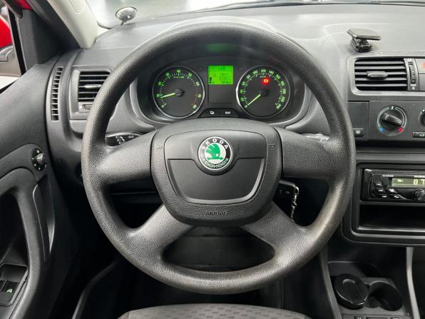 Skoda Fabia II Рестайлинг с пробегом 2011 года, цена 650 000 рублей, 83369 км, хэтчбек, Автокод Объявления