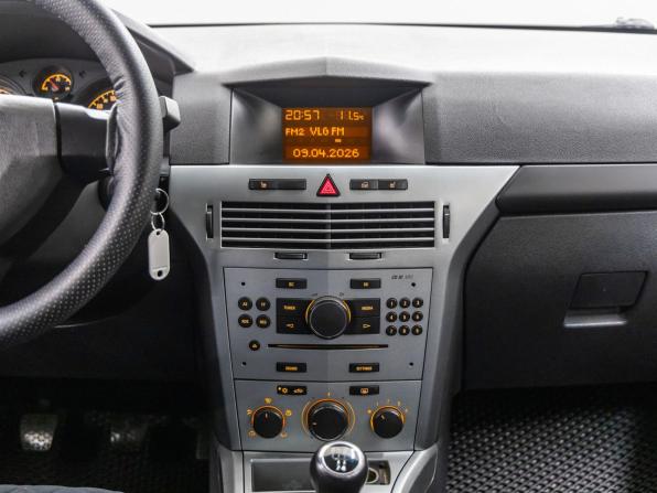 Opel Astra H Рестайлинг с пробегом 2014 года, цена 663 000 рублей, 110306 км, универсал, Автокод Объявления