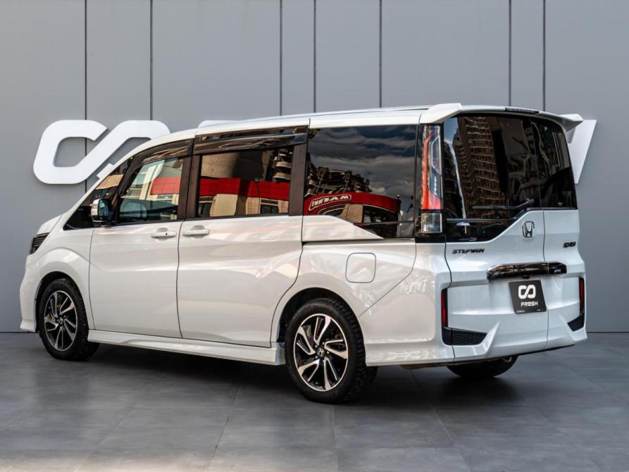 Honda Stepwgn V Рестайлинг Краснодар  - изображение 2