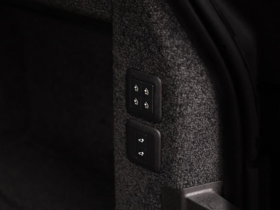 Land Rover Range Rover IV Рестайлинг Санкт-Петербург  - изображение 36