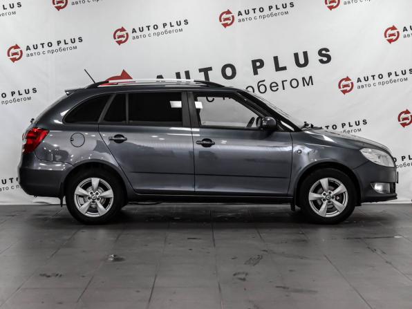 Skoda Fabia II Рестайлинг с пробегом 2011 года, цена 679 000 рублей, 268286 км, универсал, Автокод Объявления