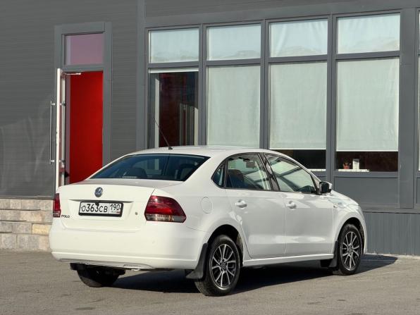 Volkswagen Polo V с пробегом 2011 года, цена 765 000 рублей, 162000 км, седан, Автокод Объявления