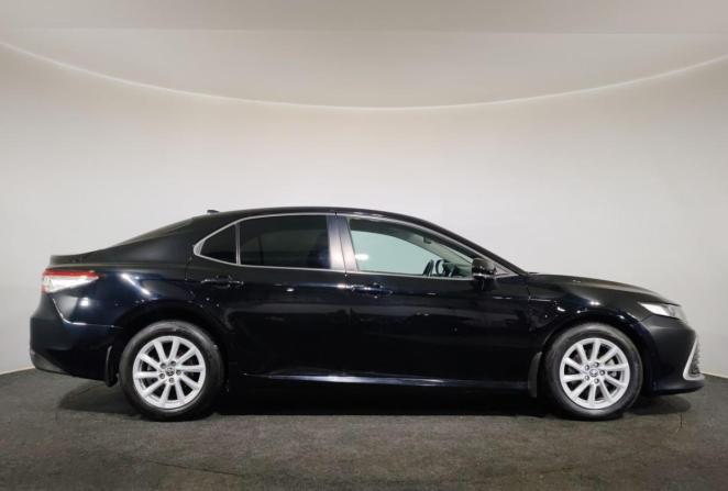 Toyota Camry VIII (XV70) Рестайлинг с пробегом 2021 года, цена 2 580 000 рублей, 112021 км, седан, Автокод Объявления