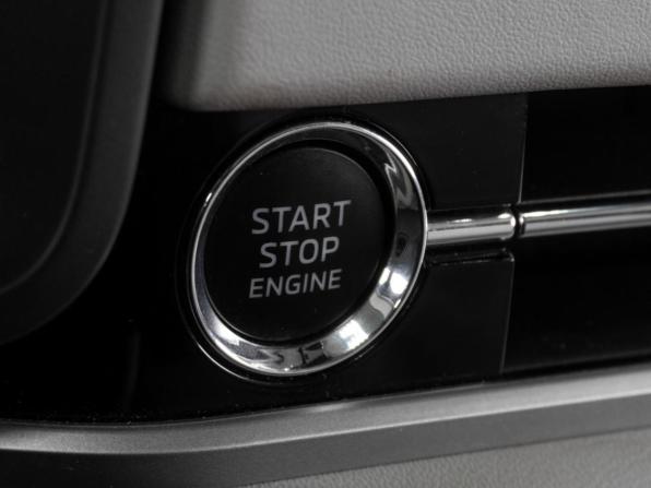 Mitsubishi Outlander IV с пробегом 2022 года, цена 4 812 000 рублей, 52528 км, внедорожник, Автокод Объявления