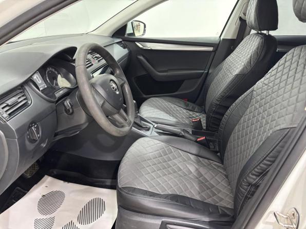 Skoda Octavia III (A7) Рестайлинг с пробегом 2018 года, цена 1 080 000 рублей, 260200 км, лифтбек, Автокод Объявления