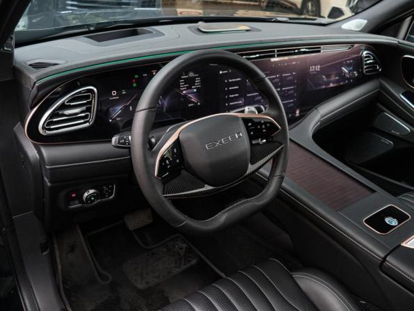 Exeed VX I Рестайлинг с пробегом 2024 года, цена 3 990 000 рублей, 32447 км, внедорожник, Автокод Объявления