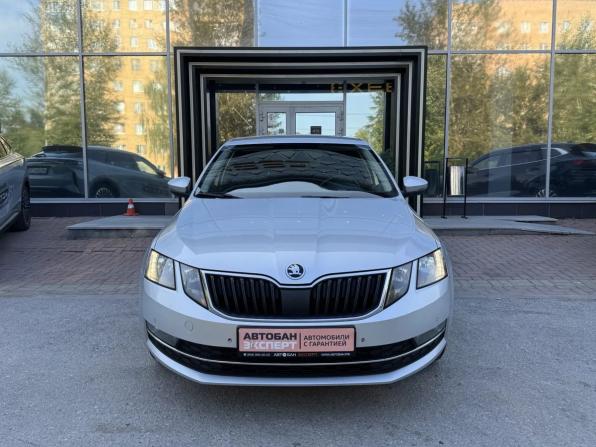 Skoda Octavia III (A7) Рестайлинг с пробегом 2019 года, цена 1 399 000 рублей, 189270 км, лифтбек, Автокод Объявления