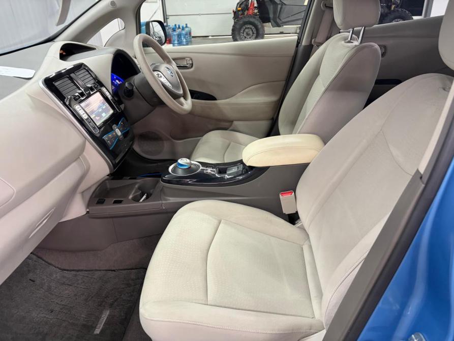 Nissan Leaf I (ZE0/AZE0) Краснодар  - изображение 15