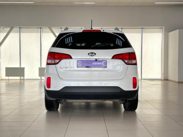 Kia Sorento II Рестайлинг с пробегом 2015 года, цена 1 729 000 рублей, 165760 км, внедорожник, Автокод Объявления