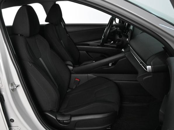 Hyundai Elantra VII (CN7) с пробегом 2021 года, цена 1 999 000 рублей, 59239 км, седан, Автокод Объявления