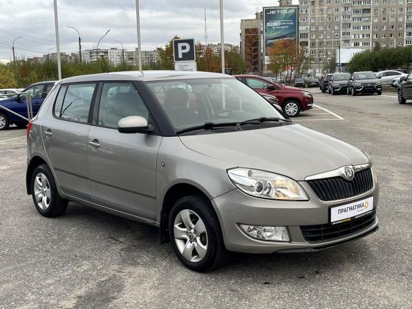 Skoda Fabia II Рестайлинг с пробегом 2012 года, цена 725 000 рублей, 106000 км, хэтчбек, Автокод Объявления