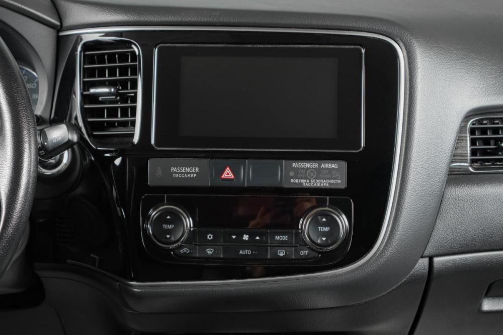 Mitsubishi Outlander III Рестайлинг 2 Тюмень  - изображение 17