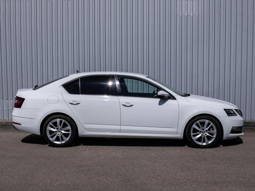 Skoda Octavia III (A7) Рестайлинг Сочи  - изображение 5