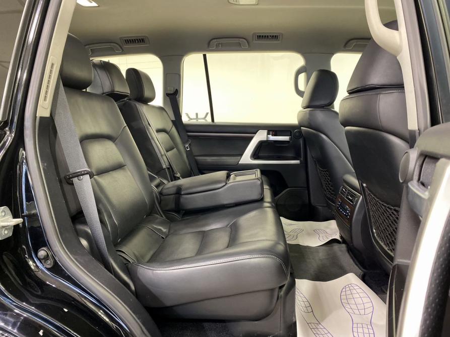 Toyota Land Cruiser 200 Series Рестайлинг 2 Санкт-Петербург  - изображение 13