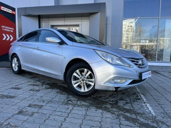 Hyundai Sonata VI (YF) с пробегом 2010 года, цена 954 600 рублей, 185691 км, седан, Автокод Объявления