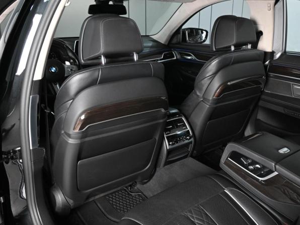 BMW 7 серии VI (G11/G12) Рестайлинг с пробегом 2021 года, цена 5 479 000 рублей, 172886 км, седан, Автокод Объявления