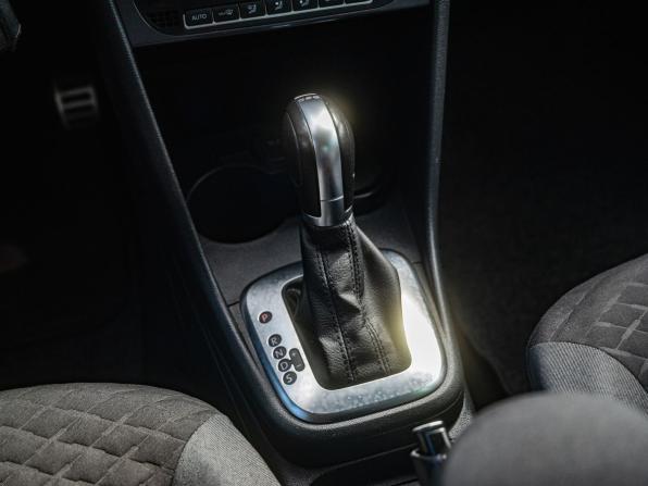 Volkswagen Polo V Рестайлинг с пробегом 2018 года, цена 1 320 000 рублей, 157321 км, седан, Автокод Объявления