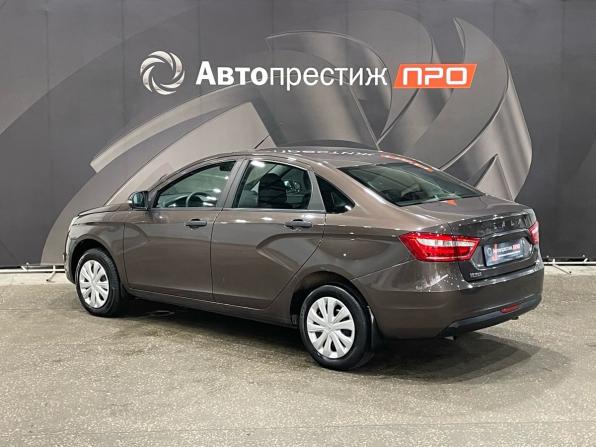 Lada (ВАЗ) Vesta I с пробегом 2017 года, цена 599 000 рублей, 141710 км, седан, Автокод Объявления