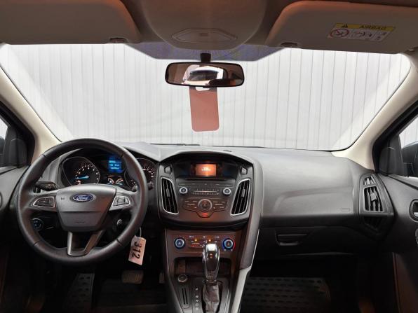 Ford Focus III Рестайлинг с пробегом 2015 года, цена 947 000 рублей, 185000 км, хэтчбек, Автокод Объявления