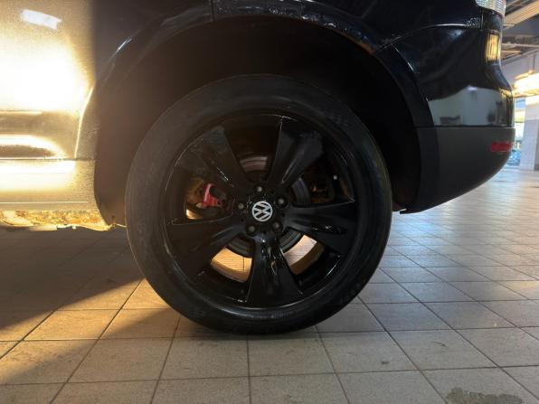 Volkswagen Touareg I Рестайлинг с пробегом 2007 года, цена 699 000 рублей, 364857 км, внедорожник, Автокод Объявления