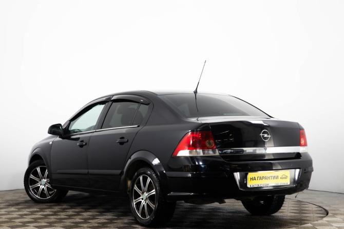 Opel Astra H Рестайлинг с пробегом 2010 года, цена 639 000 рублей, 245000 км, седан, Автокод Объявления
