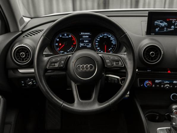 Audi A3 III (8V) Рестайлинг с пробегом 2016 года, цена 1 860 000 рублей, 70002 км, седан, Автокод Объявления