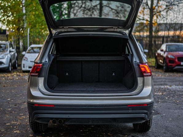 Volkswagen Tiguan II с пробегом 2017 года, цена 1 990 000 рублей, 96479 км, внедорожник, Автокод Объявления