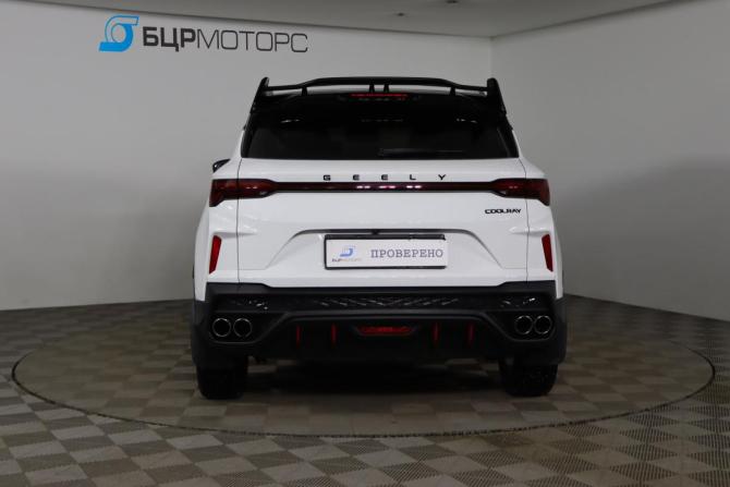 Geely Coolray I Рестайлинг с пробегом 2024 года, цена 2 299 990 рублей, 19517 км, внедорожник, Автокод Объявления