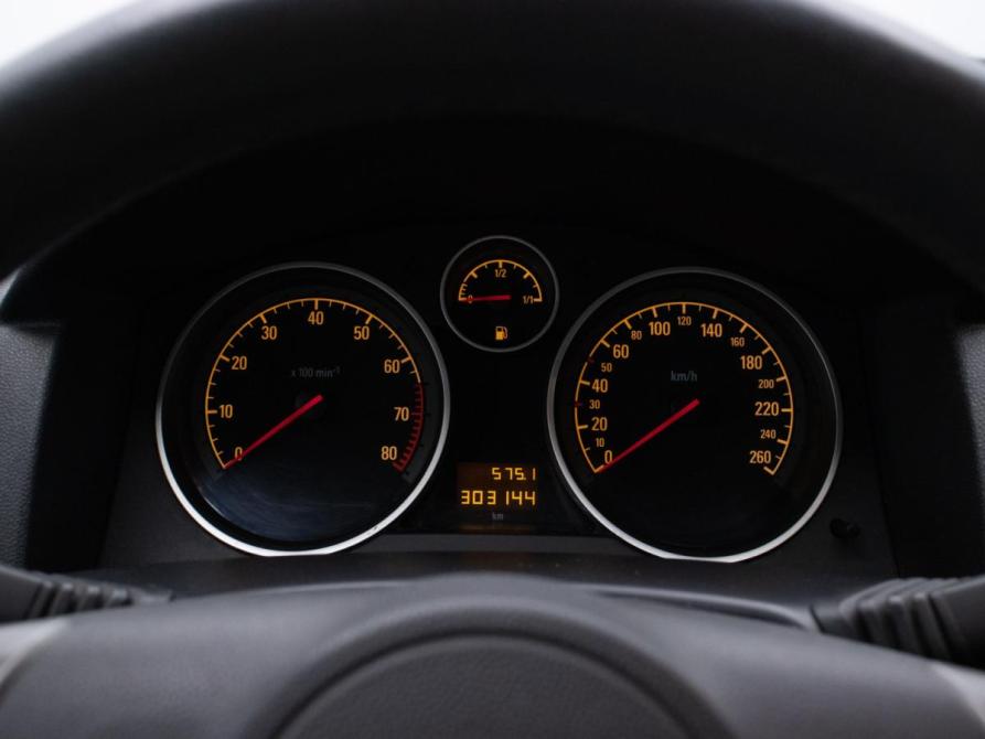 Opel Astra H Москва  - изображение 13