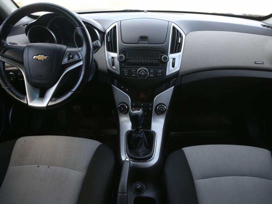 Chevrolet Cruze I Рестайлинг Иваново  - изображение 12