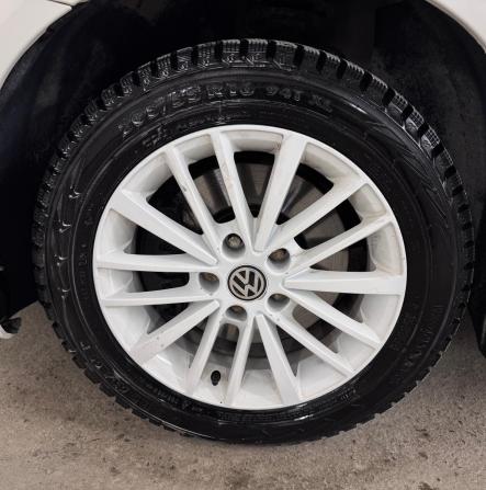 Volkswagen Scirocco III с пробегом 2011 года, цена 1 183 000 рублей, 205000 км, хэтчбек, Автокод Объявления