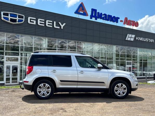 Skoda Yeti I Рестайлинг с пробегом 2017 года, цена 1 300 000 рублей, 117745 км, внедорожник, Автокод Объявления