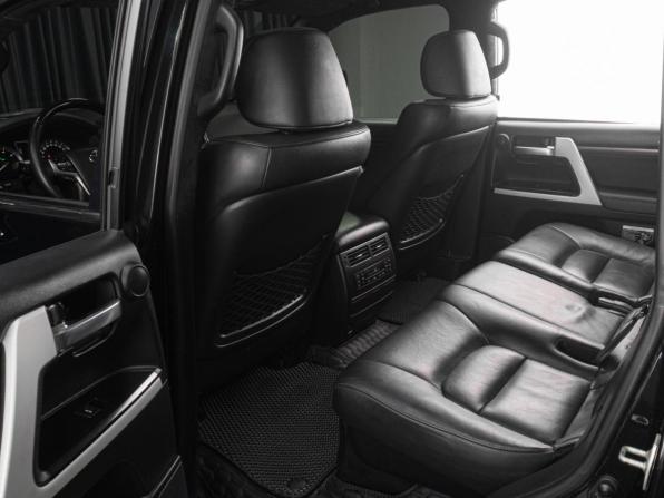 Toyota Land Cruiser 200 Series Рестайлинг 2 с пробегом 2016 года, цена 5 779 000 рублей, 113203 км, внедорожник, Автокод Объявления