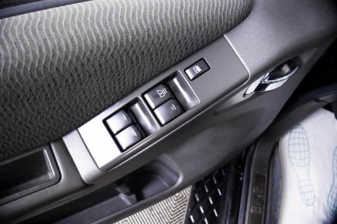 Nissan Pathfinder III Рестайлинг с пробегом 2012 года, цена 1 289 000 рублей, 240000 км, внедорожник, Автокод Объявления