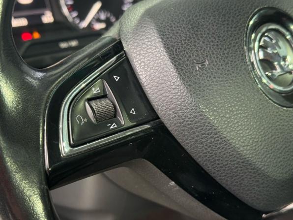 Skoda Octavia III (A7) с пробегом 2016 года, цена 1 499 000 рублей, 180300 км, лифтбек, Автокод Объявления