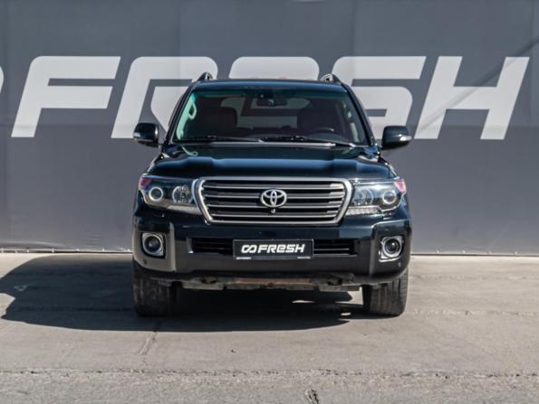 Toyota Land Cruiser 200 Series Рестайлинг 1 с пробегом 2014 года, цена 3 970 000 рублей, 330983 км, внедорожник, Автокод Объявления