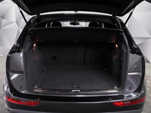 Audi Q5 I (8R) с пробегом 2009 года, цена 1 390 000 рублей, 181356 км, внедорожник, Автокод Объявления