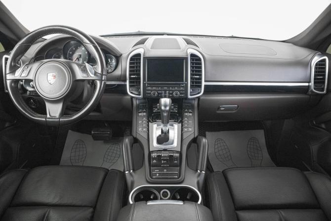 Porsche Cayenne II Рестайлинг (958) с пробегом 2014 года, цена 3 349 000 рублей, 127000 км, внедорожник, Автокод Объявления