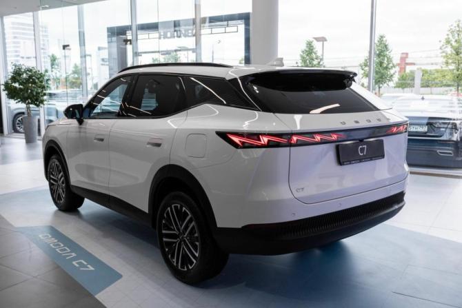 Новый Omoda C7 2026 года, цена 3 499 000 рублей, внедорожник, Автокод Объявления