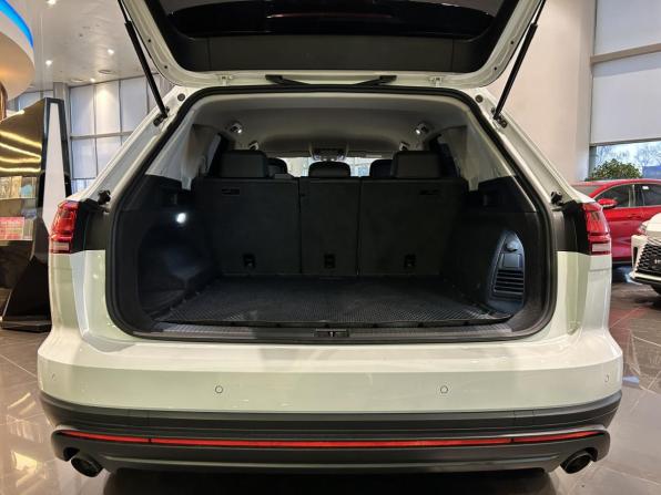 Volkswagen Touareg III с пробегом 2018 года, цена 4 697 000 рублей, 102131 км, внедорожник, Автокод Объявления