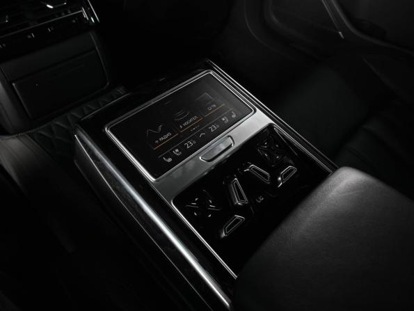 Audi A8 IV (D5) с пробегом 2018 года, цена 5 119 000 рублей, 123833 км, седан, Автокод Объявления