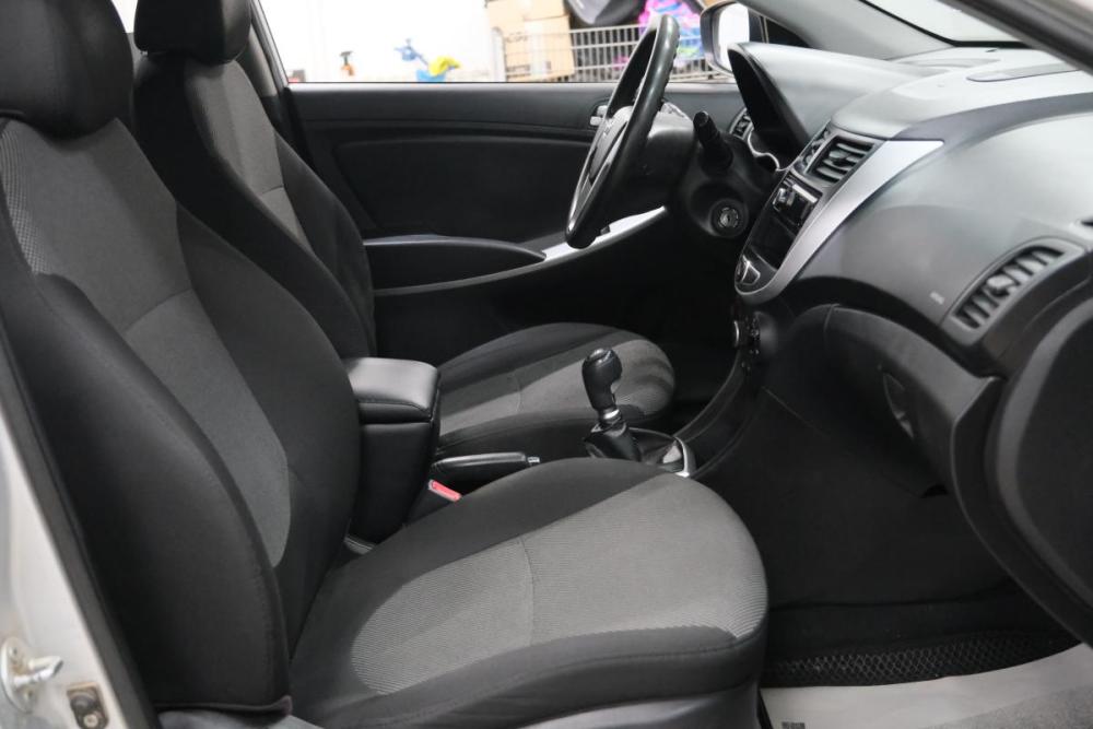 Hyundai Solaris I Омск  - изображение 19