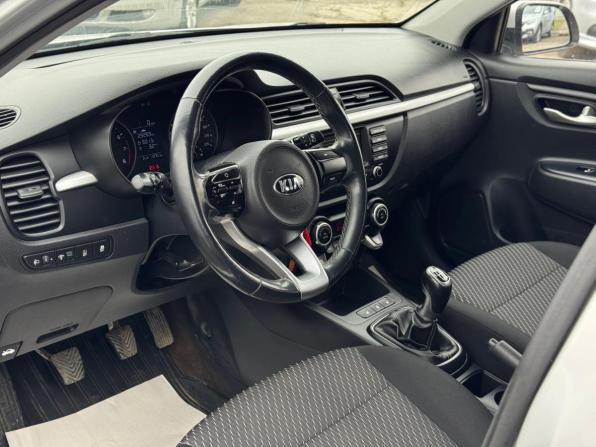 Kia Rio IV с пробегом 2019 года, цена 1 405 000 рублей, 119701 км, хэтчбек, Автокод Объявления