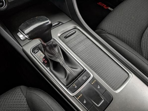 Kia Optima IV Рестайлинг с пробегом 2018 года, цена 1 590 000 рублей, 171095 км, седан, Автокод Объявления