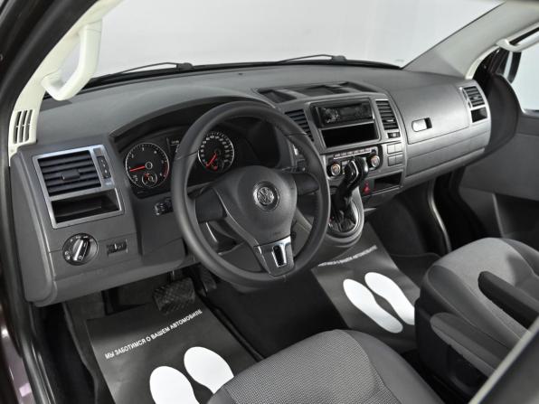 Volkswagen Caravelle T5 Рестайлинг с пробегом 2013 года, цена 2 049 000 рублей, 178000 км, минивэн, Автокод Объявления
