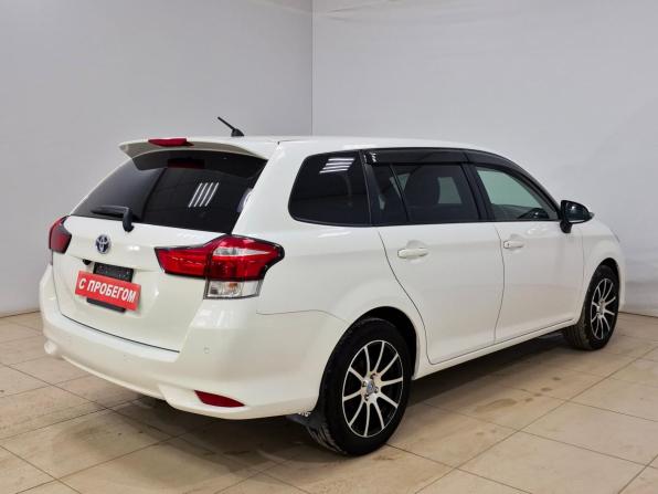 Toyota Corolla XI (E160 E170) Рестайлинг 2 с пробегом 2018 года, цена 1 330 000 рублей, 189912 км, универсал, Автокод Объявления