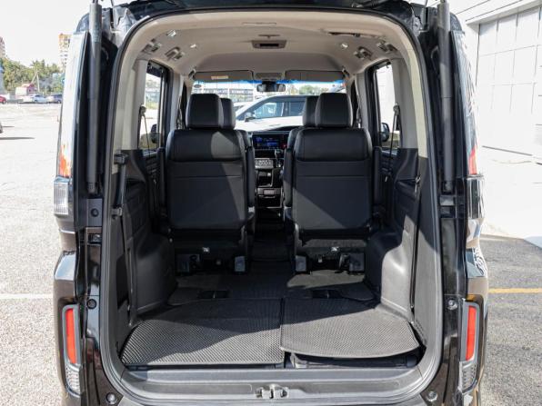 Honda Stepwgn V Рестайлинг с пробегом 2020 года, цена 2 680 000 рублей, 70722 км, минивэн, Автокод Объявления