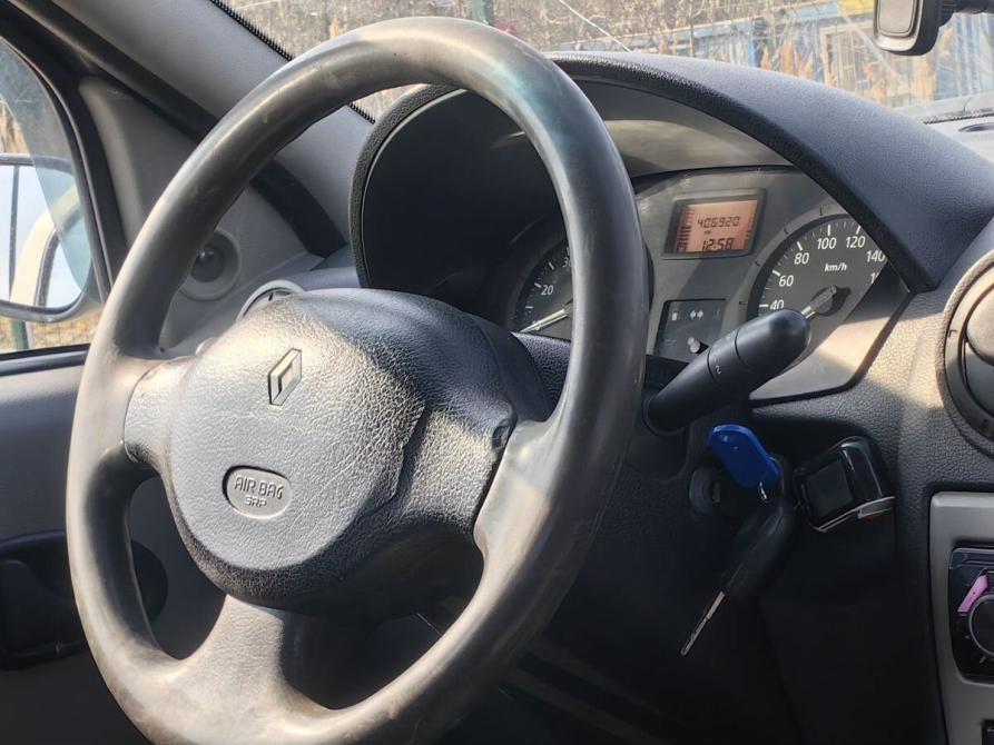 Renault Logan I Санкт-Петербург  - изображение 9